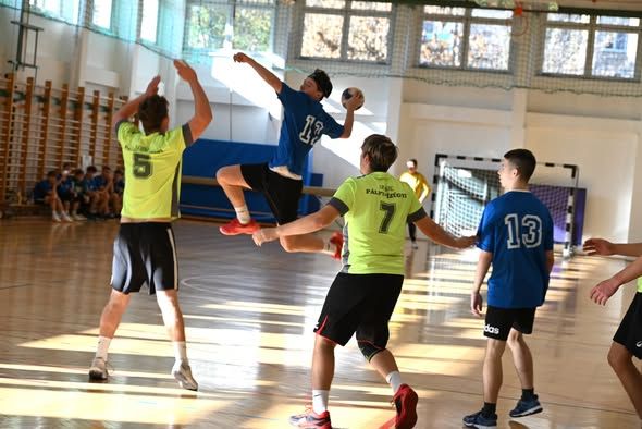 Ezüstérmes a fiú kézilabda csapatunk